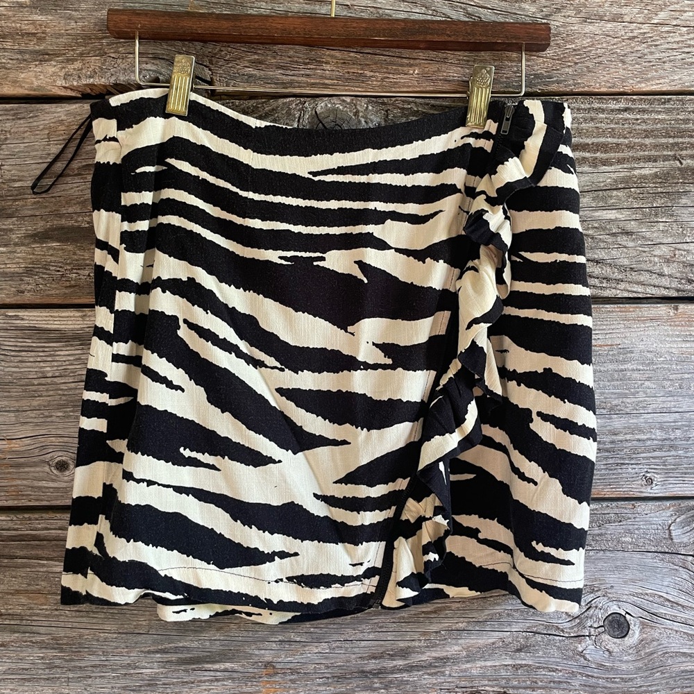Cutest Free People mini skirt